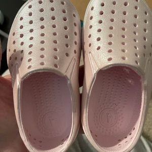 Native Miles Metallic Child C5